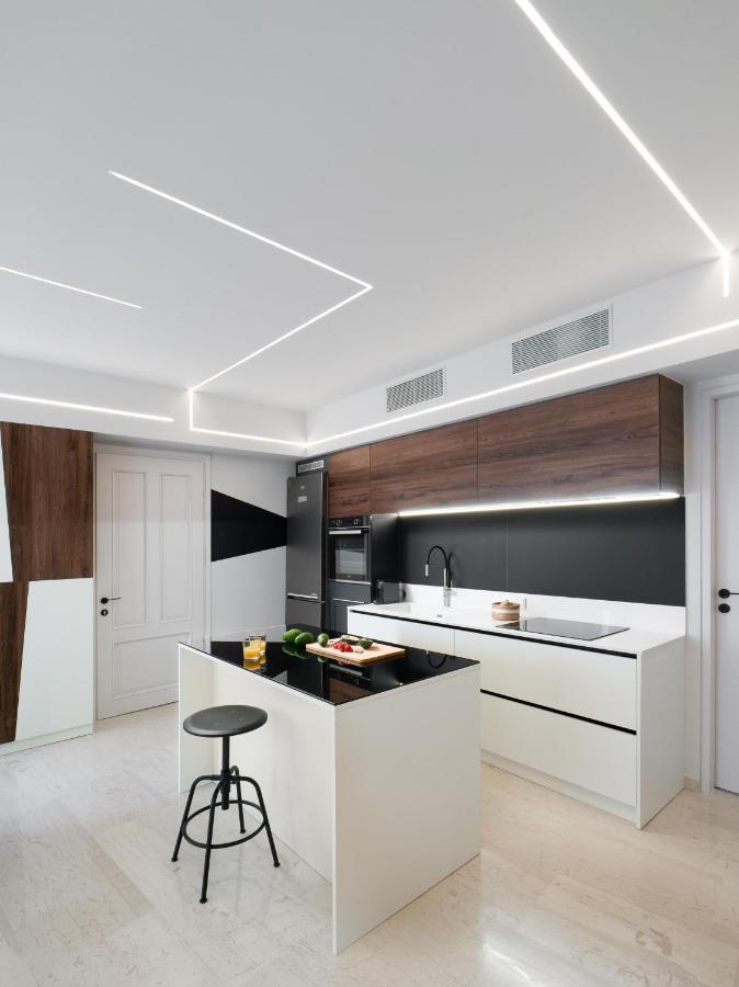 The H Experience - Stylish 2Bd Apt With Balcony In Heraklion Center Exterior photo
